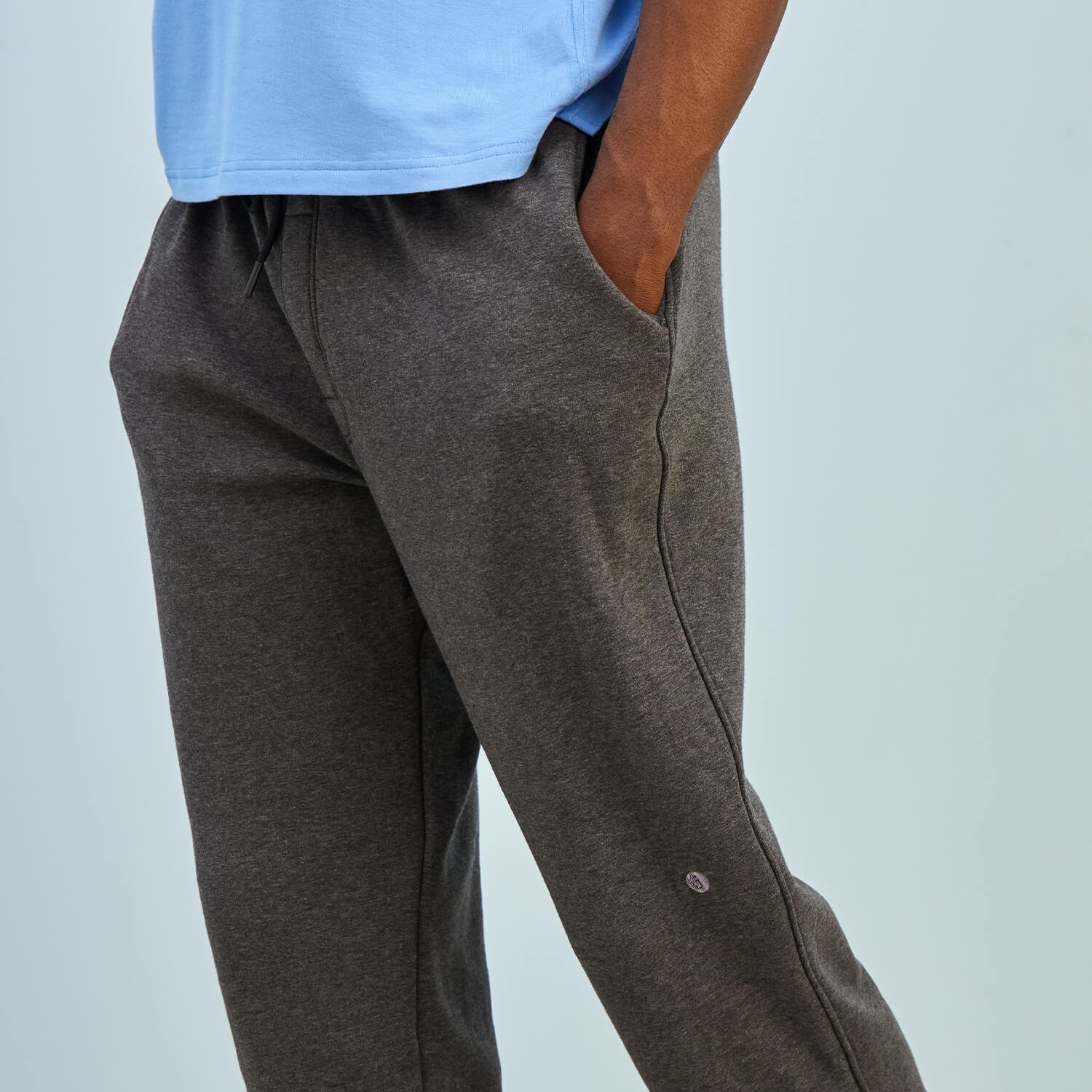 modelsizing1: Tope is 6’2” and wearing a medium. | type: men