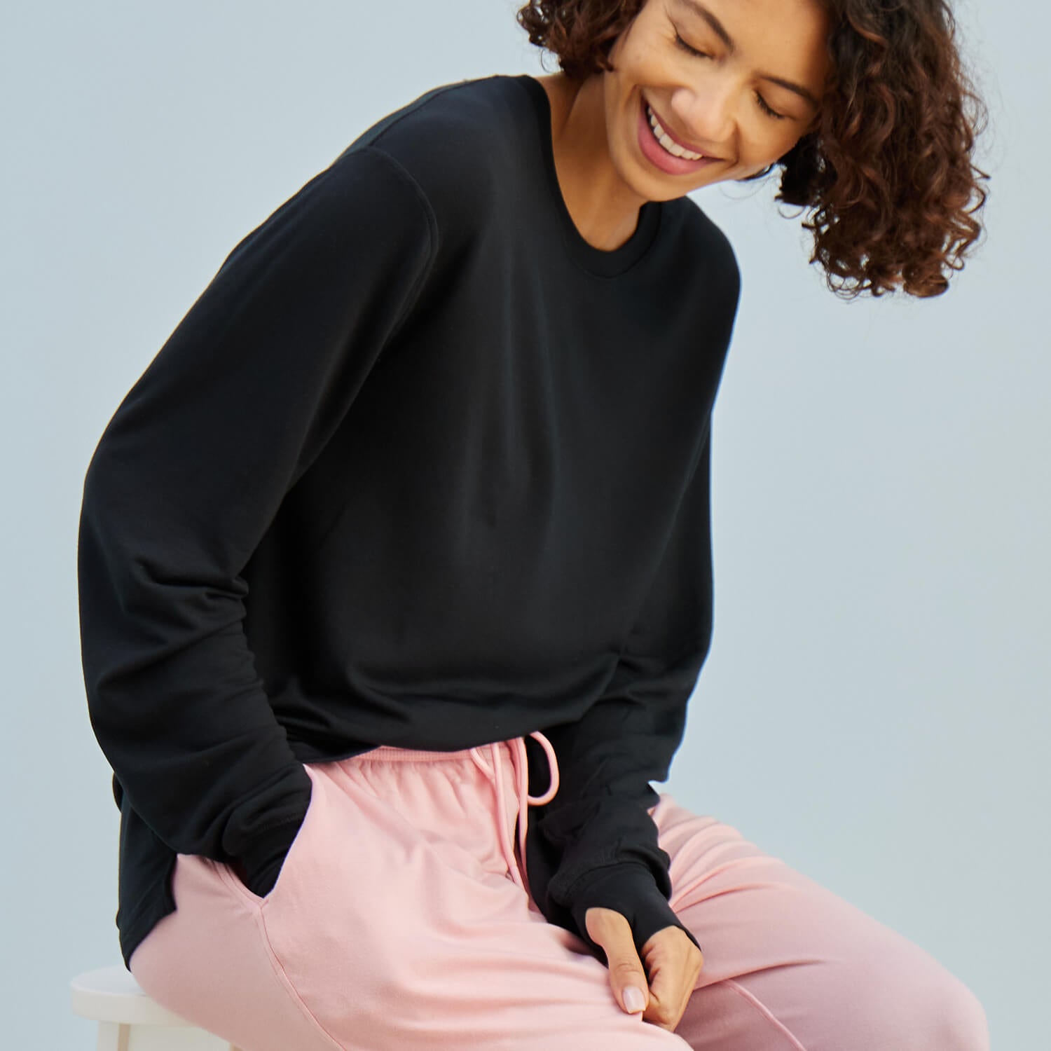 modelsizing1: Sharee is 5’9” and wearing a small. | type: women