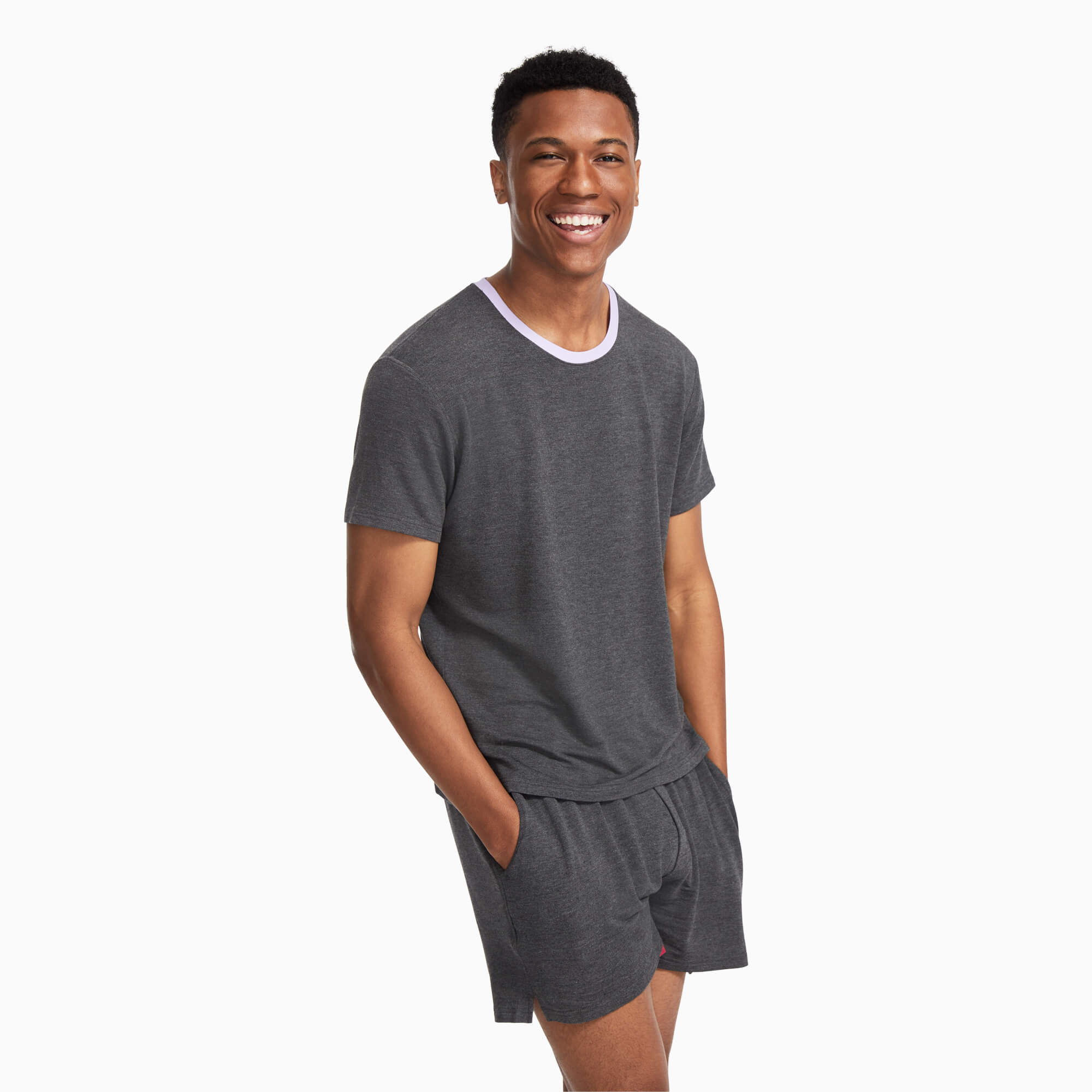 modelsizing1: Brandon is 6’0” and wearing a medium. | type: men